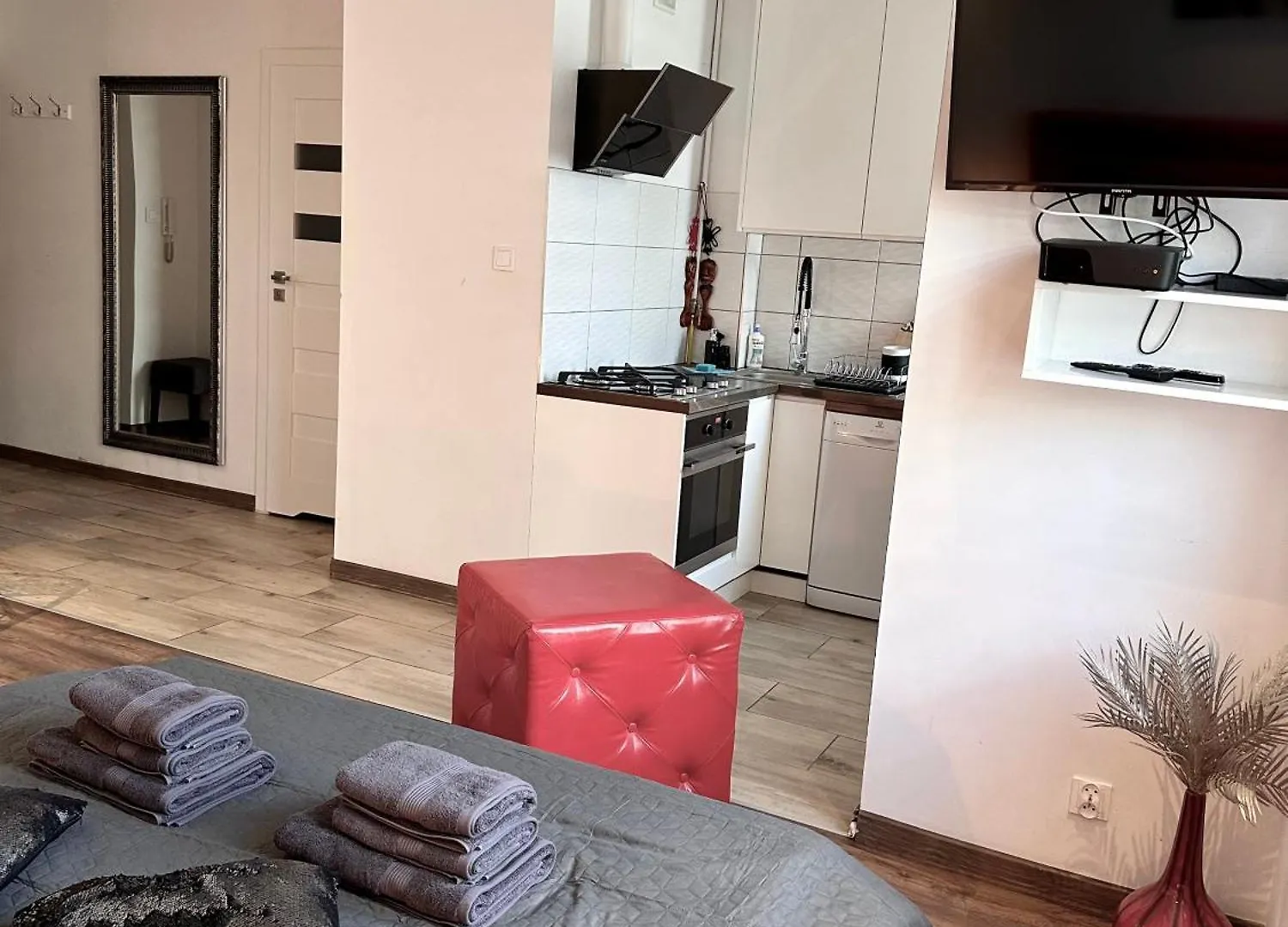 Apartament Centrum Chmielna 73C Varşova Daire